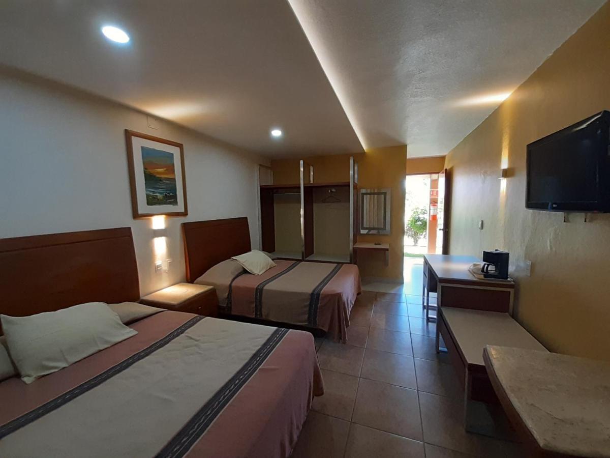 Hotel Maria Teresa بلايا أزول المظهر الخارجي الصورة